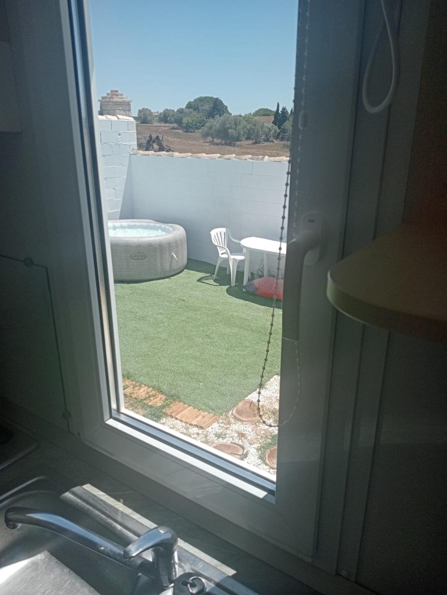 Casita Mh Acogedora Para 6 Con Jacuzzy Chiclana de la Frontera Esterno foto